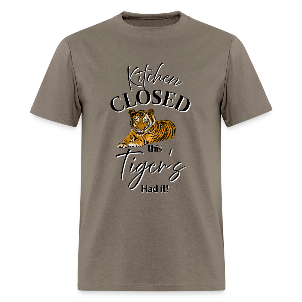 Kitchen Closed Tiger T-Shirt | GILDAN 5000 - safari
