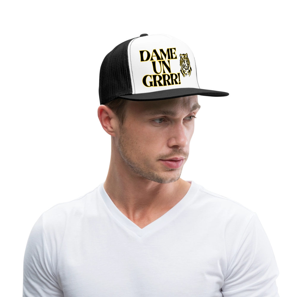 Dame Un Grrr! Trucker Hat - white/black